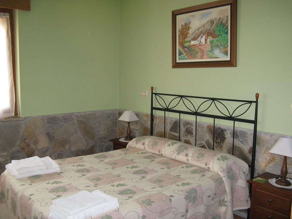 Apartamentos Rurales Casa El Caminero Meras Room photo
